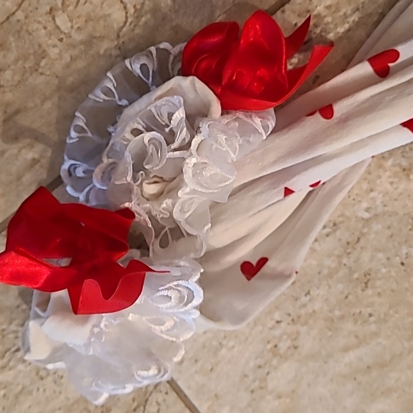 Naughty Claus 🤶 - Picture 5 of 6